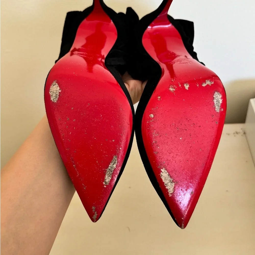 COPY - Christian Louboutin Rabakate Black Suede Pump with Bow - Picture 2 of 12